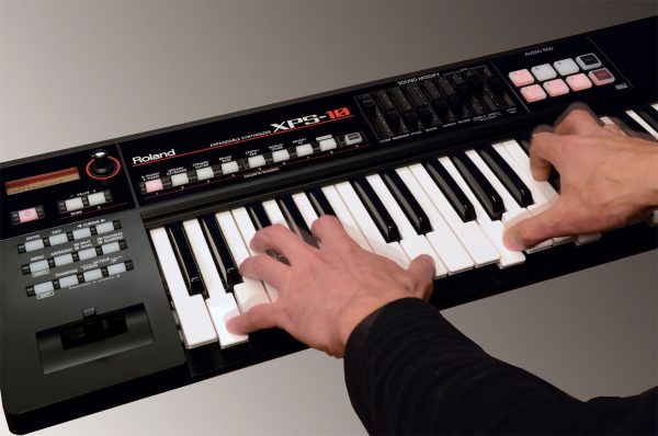 Roland XPS-10 : Expandable Synthesizer - Image 5